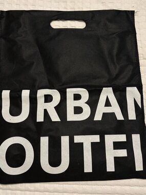 URBAN OUTFITTERS BAGS